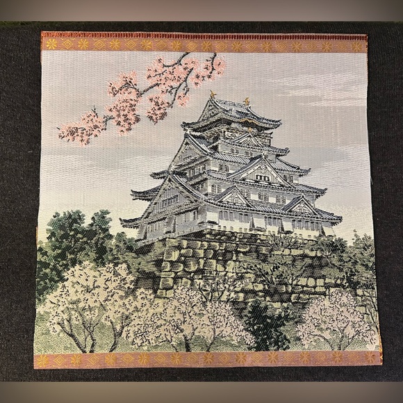 JAPANESE LANDSCAPE TEMPLE BLOSSOMS TREE SILK EMBROIDERED TAPESTRY UNSIGNED - Picture 1 of 3